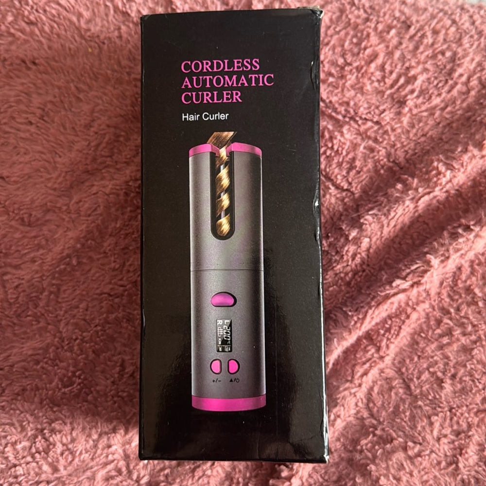 Cordless automatic hair curler